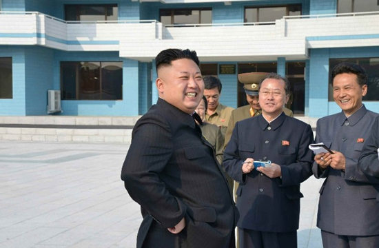 金正恩视察少年夏令营称朝鲜建筑技术世界一流