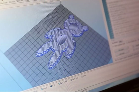 迪士尼推出3D打印机可用羊毛打印三维泰迪熊