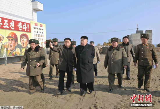 朝鲜水产所落成捕鱼工入新家金正恩曾视察(图)