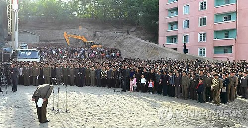 平壤工地严重事故致伤亡金正恩彻夜未眠指示抢救