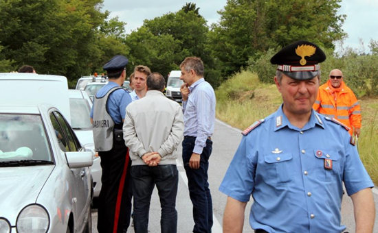 Ӣ��Ա���������������ֳ������²����Ԯ��ͼ��