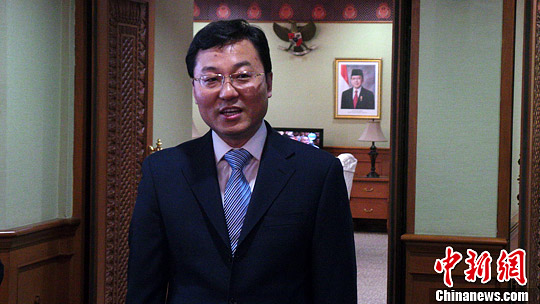 中国新任驻印尼大使谢锋抵达雅加达履新