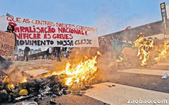 ���籭��Ļ�ڼ������չ������Ӿ繫����ͨ����