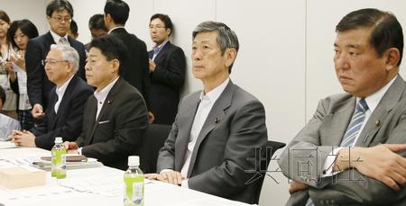 �������ύ����Ȩ�ڸ�ݰ�ִ�������޷�����