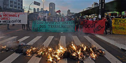 ����ʥ��������������48�������չ�Ա��������