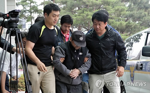 韩警方紧急拘捕沉船船主胞兄将讯问船主藏身处