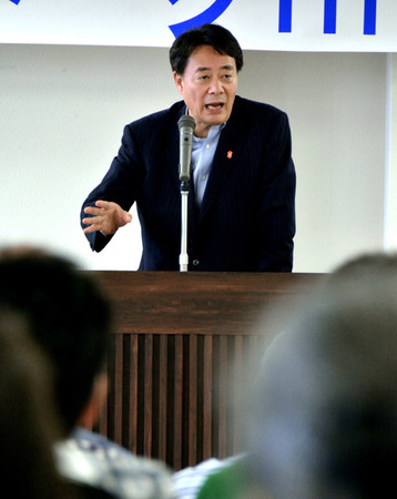 日本最大在野党党首计划访华从小学习汉语(图)