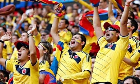 忧球迷太疯狂哥伦比亚首都禁售剃须泡沫和面粉