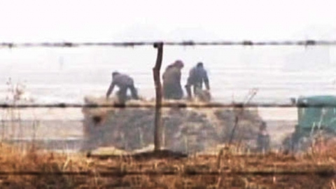 韩媒:疑似朝鲜男子乘船抵韩称愿归顺韩国(图)