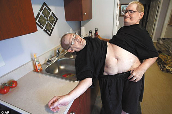 ���������ֵܽ���63�����������������¼��ͼ��