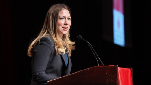 ���ֶ�һ�ҡ����һ������׬ǮŮ���ݽ��Ѳ���