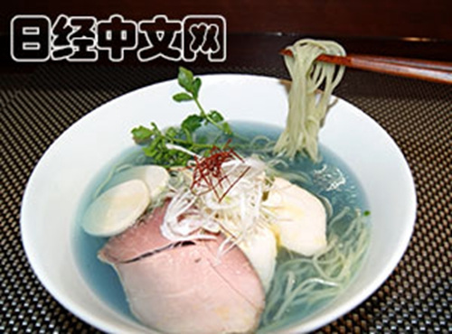 日本推出“超级冷面”:绿面配蓝汤营养足(图)