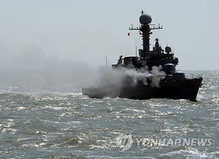 韩海军举行纪念仪式退役军舰无偿转交哥伦比亚