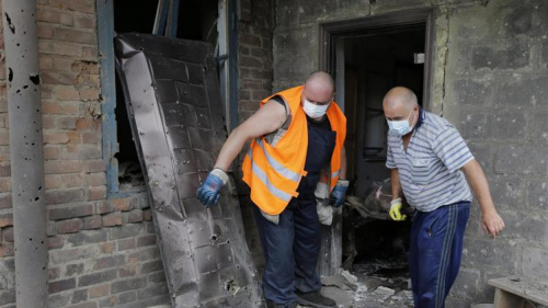 �ڿ������������������װ�ݵ����˵�Σ����