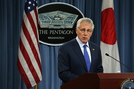 美国防长哈格尔访问印度寻求加强国防合作