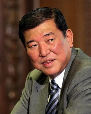 日本自民党干事长愿接受安倍安排任安保法制相