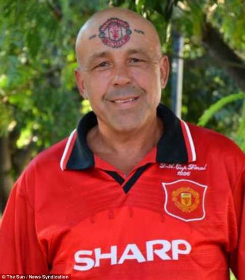 ���Խ���ӻձ������Ÿ���������è�б��˺�ķ