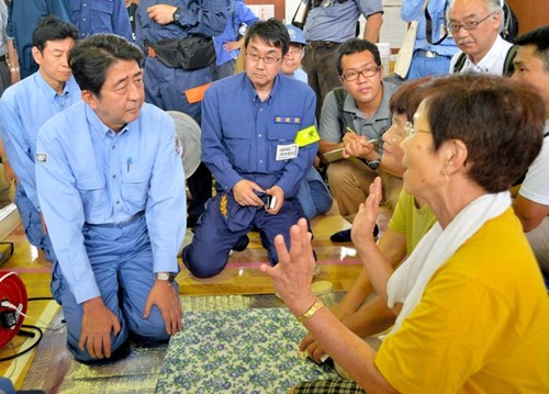 广岛泥石流灾害遇难者增至54人安倍令全力救援