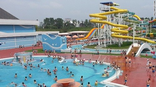 �������߷ó����ţ����������ֻ��񡰺�ݮ��