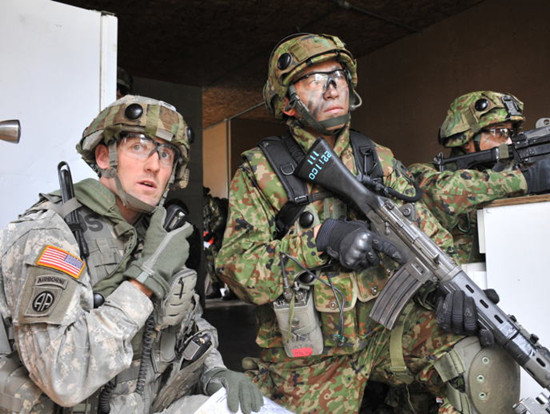 ��������10�¾���Ӧ�Ժ�Х��ϰԼ5000�˲μ�