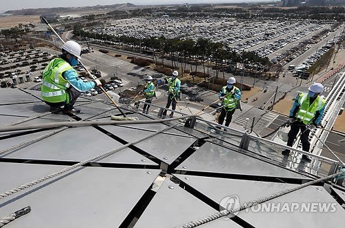 韩仁川机场9成系非正规职员劳动者工资差距大