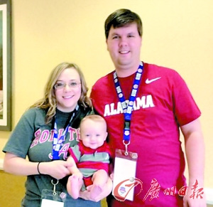 ����һ������Ӥ���������丸����ıɱ��ͼ��