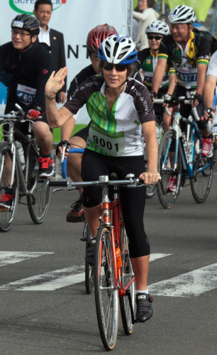 ����פ�մ�ʹ����ϲμ����г���֧������ؽ�