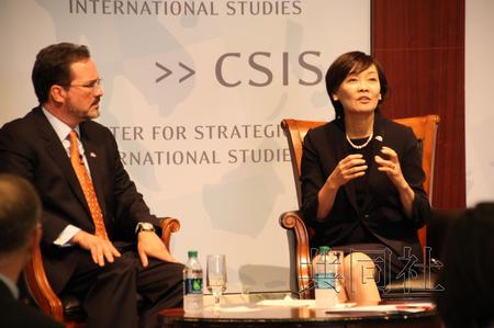 �����ѻݺ������������ƹ㰲��Ů�����ߣ�ͼ��