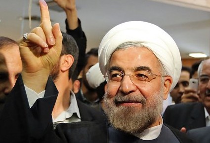 伊朗总统称西方错误致极端组织兴起谴责美空袭