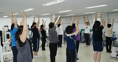 调查显示韩国男性越老越瘦女性越老越胖(图)