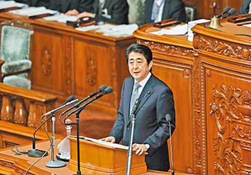 安倍誓振地方经济被疑拉票民众指其修宪为独裁