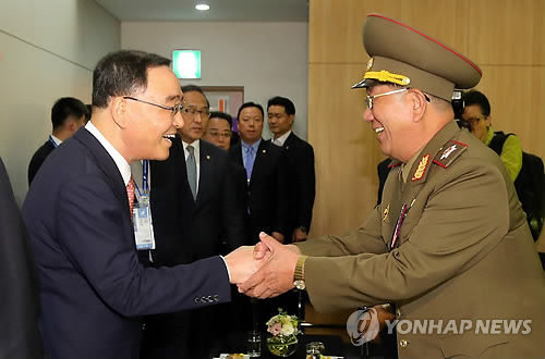 韩国总理郑烘原会见朝鲜高层代表团(图)