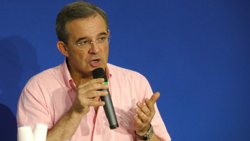 法国议员:欧盟应停止制裁俄罗斯正视欧俄关系