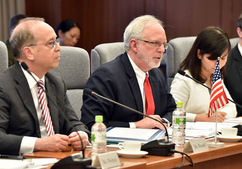 日美防卫指针修订消除地理制约:想打哪打哪