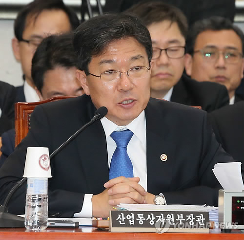 韩产业部长官:政府注重中韩自贸协定谈判内容
