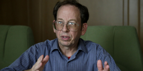 ������Ժ������������Ͳ���Ӱ�����жԳ�����