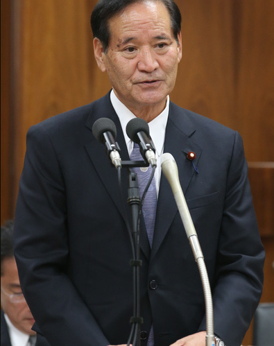 安倍内阁再曝政治资金问题疑为家属提供便利