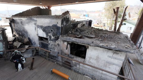 ��ý��������ƺ���ڻ�4����˫�����¶�������