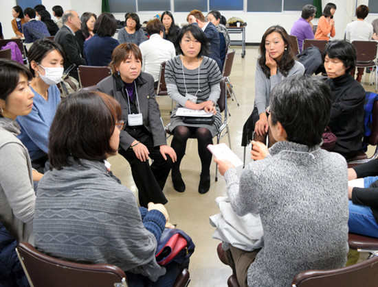 日本女性团体反对男权选举吁加强女性政治地位