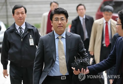 日本记者涉嫌损害韩总统朴槿惠名誉案开庭审理