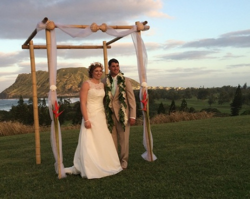 打高尔夫迫使新人改婚礼场地奥巴马致电道歉