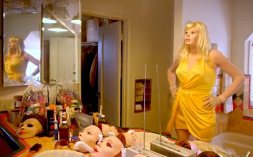 ����70�����̰�����Ƥ�±�������Ů�ɣ���ͼ��