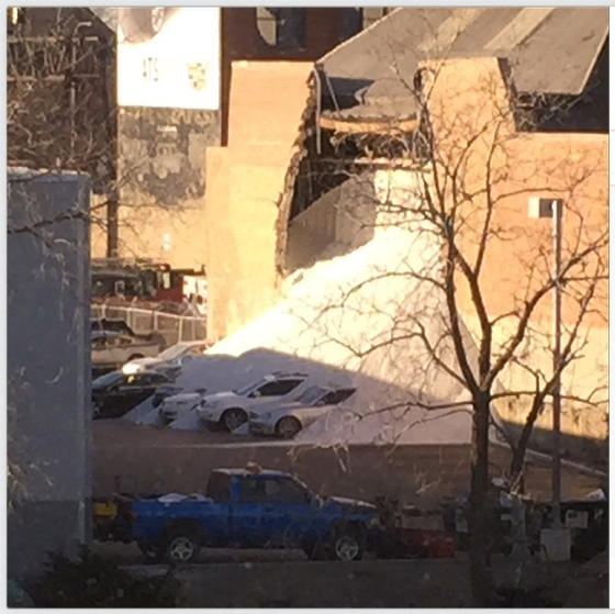 ��֥�Ӹ�һ�γ�Χǽ������û��Χ������������