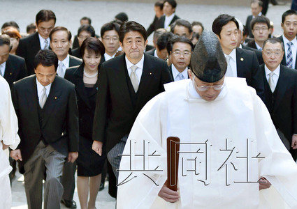 日媒:新谈话是否继承“侵略”表述安倍陷两难