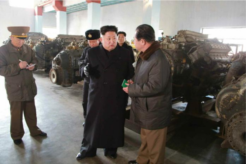 金正恩视察朝鲜海军部队工厂提现代化任务(图)