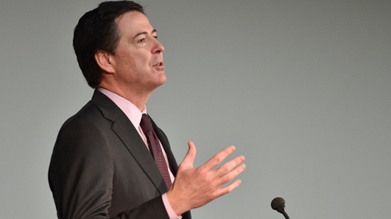 FBI局长:美国社会存在“无意识”种族偏见