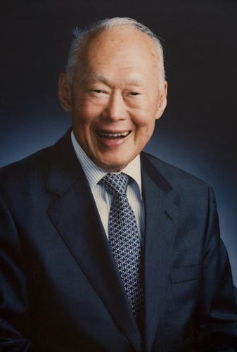 李光耀因病逝世享年91岁曾染严重肺疾
