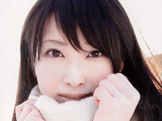 日本美女议员再度高票连任被赞“美得过头”(图)