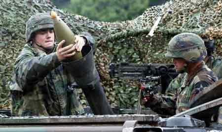 韩媒:美将建驻韩美军阵亡军人墓园追念英勇事迹