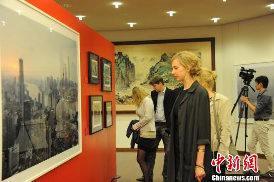 �й�פ�¹���ʹ��Ϊ����Ծ�й�����Ӱչ��Ļ